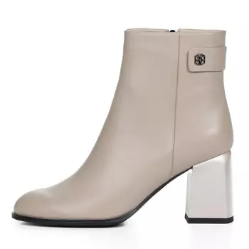 Бежевые ботильоны из гладкой кожи