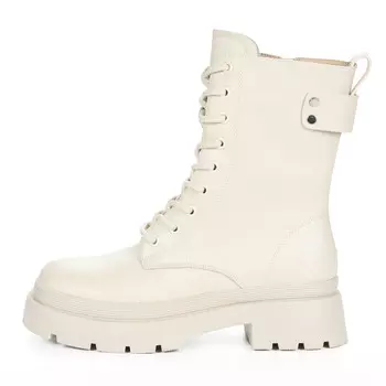 Бежевые утепленные ботинки из кожи