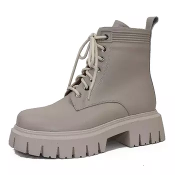 Бежевые утепленные ботинки из кожи