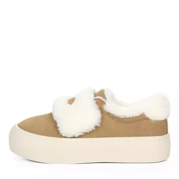 Бежевые утепленные слипоны из бархатистого велюра