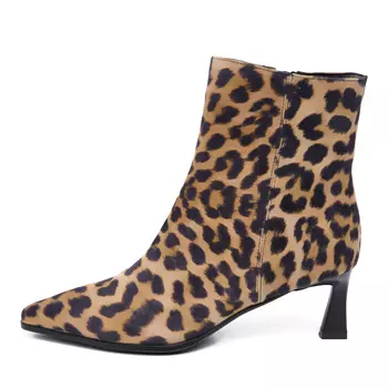 Ботильоны из велюра с леопардовым принтом