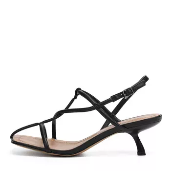 Черные босоножки из кожи