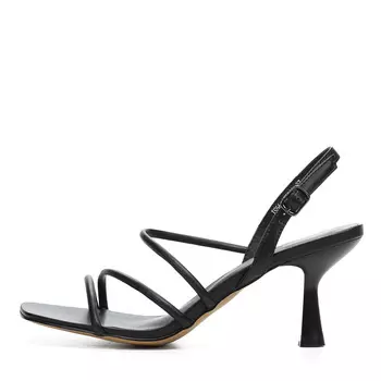 Черные босоножки из кожи