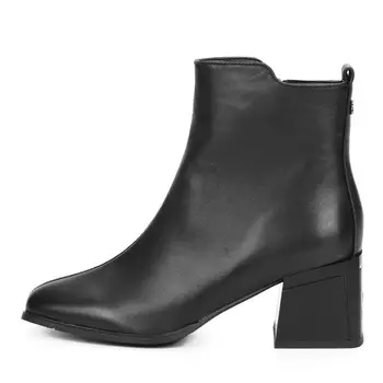 Черные ботильоны из гладкой кожи