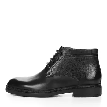 Черные ботинки из гладкой кожи