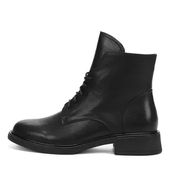 Черные ботинки из гладкой кожи