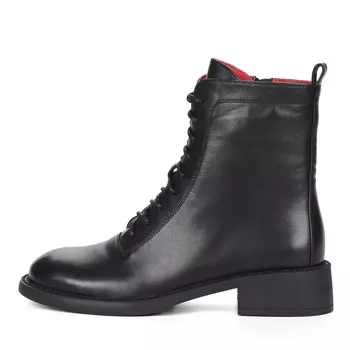 Черные ботинки из кожи на подкладке из текстиля на квадратном каблуке