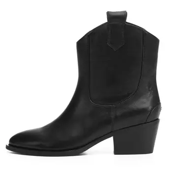 Черные казаки из гладкой кожи