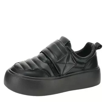 Черные кеды из кожи на липучке