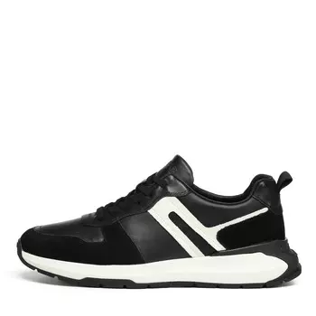 Черные кроссовки из гладкой кожи