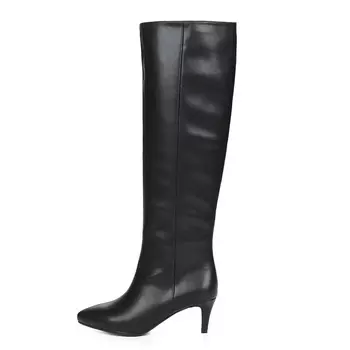 Черные сапоги из гладкой кожи