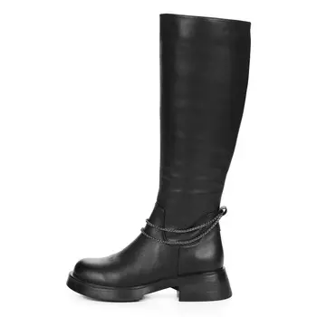 Черные сапоги из кожи