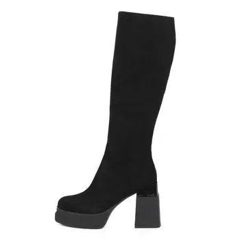 Черные сапоги из натурального велюра