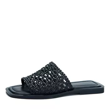 Черные шлепанцы из экокожи