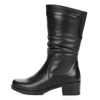 Черные утепленные сапоги из кожи