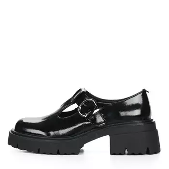 Черные закрытые туфли из кожи