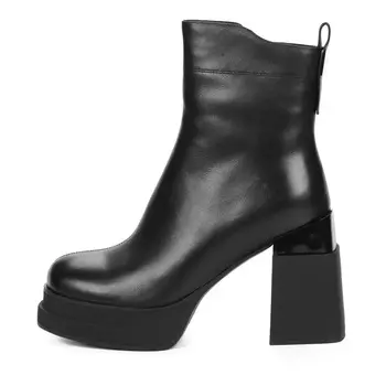 Черные зимние ботильоны из гладкой кожи