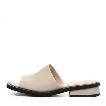 Элегантные шлепанцы из кожи рисового цвета