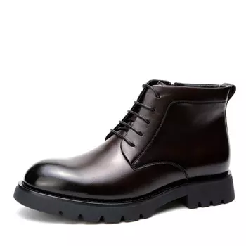 Коричневые зимние ботинки из гладкой кожи