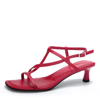 Красные босоножки из гладкой кожи