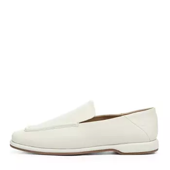 Лоферы из кожи рисового цвета