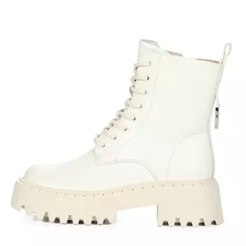 Утепленные ботинки из кожи рисового цвета