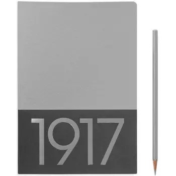 Тетрадь А5, 60 страниц, в линейку, серебристая