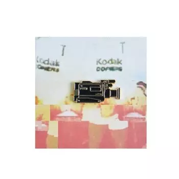 Значок металлический "90 Камера"