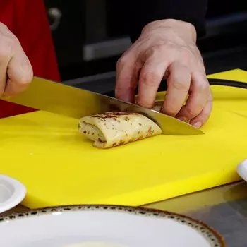 Доска разделочная 500х350х18 мм белый пластик