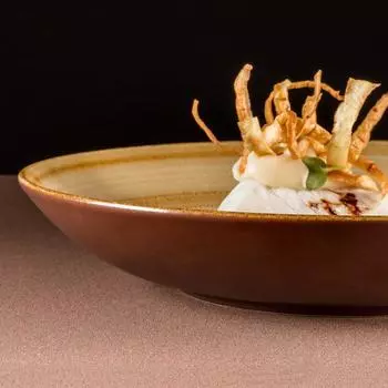 Глубокая тарелка Twirl Shell 3,6л 36х4см RAK Porcelain | TWBUBC36SH