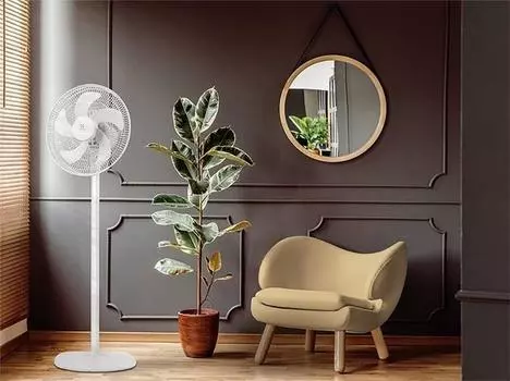 Напольный вентилятор Electrolux EFF-1005