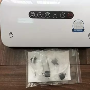 Настольный вакуумный упаковщик Hualian Machinery DZ-300A