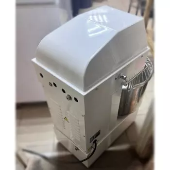 Тестомес Hurakan HKN-30SN2V (выставочный) / Тестомес профессиональный на 30 литров 380В