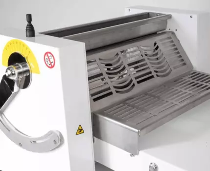 Тестораскаточная машина Panero PM 500-700