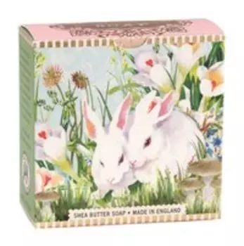 Парфюмированное мыло в подарочной упаковке Michel Design Works Little Soap Rabbit