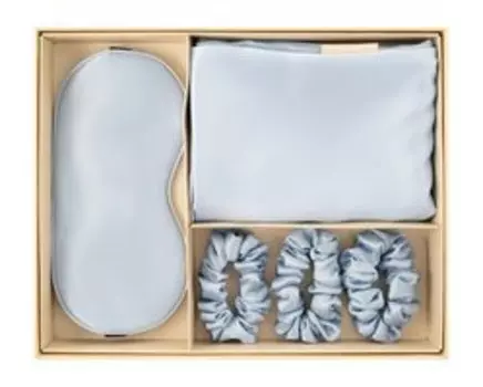 Подарочный набор из натурального шелка: наволочка, маска, резинки Ayris Silk Подарочный набор Серебристо-голубой
