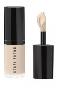 Устойчивый консилер с легкой текстурой в мини-формате Bobbi Brown Skin Full Cover Concealer Mini