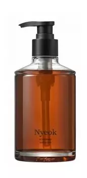 Увлажняющий гель для душа с дымно-древесным ароматом I'm from Nyeok Body Wash