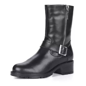 Черные кожаные полусапоги с ремешком