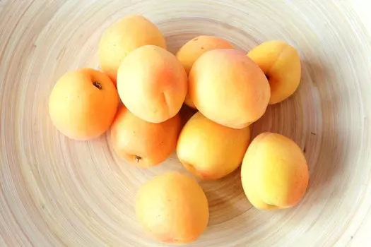 Абрикос Гритиказ