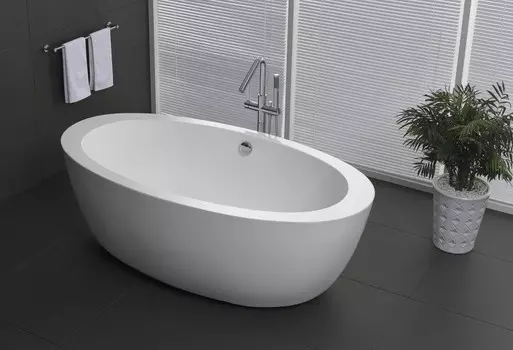 Акриловая ванна 170x90 см BelBagno BB67-1700