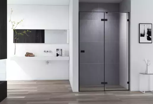 Душевая дверь 120 см Cezares BELLAGIO-B-12-120-C-NERO прозрачное