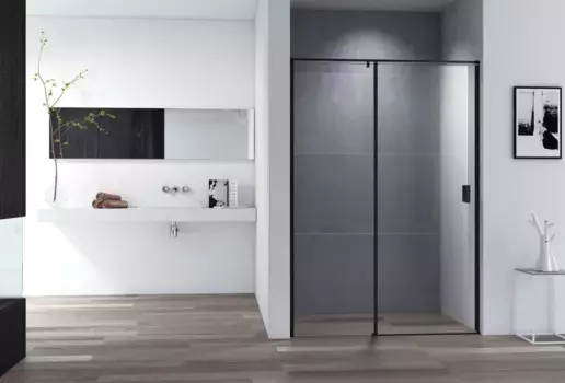 Душевая дверь 130 см Cezares URBAN-B-12-130-C-NERO прозрачное