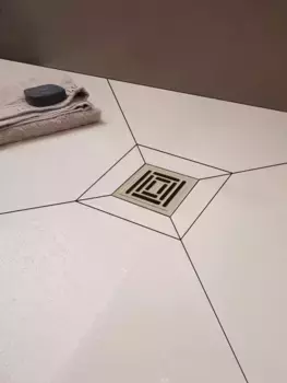 Душевой трап 148x148/50*75*110 мм матовый хром Berges Zentrum Uno 090472