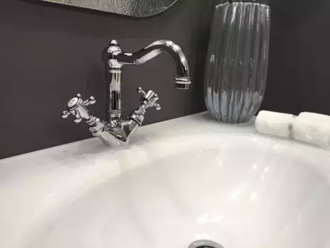 Смеситель для раковины с донным клапаном Nicolazzi Half Dome 1432CR70