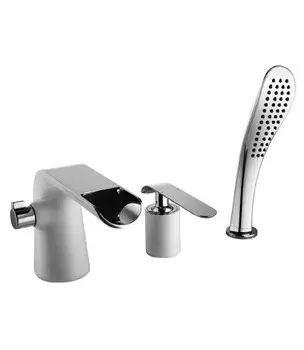 Смеситель для ванны Lemark Melange LM4945CW