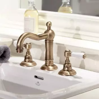 Nicolazzi 1409BZ78 Смеситель для раковины на 3 отв PETIT MONT BLANC