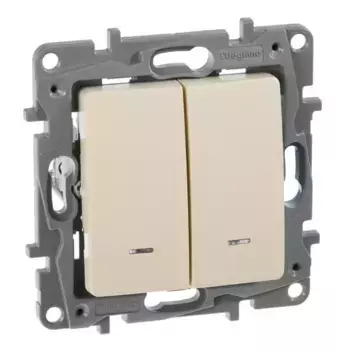 Переключатель двухклавишный Legrand Etika с подсветкой 10A 250V слоновая кость 672316