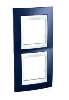 Рамка 2-постовая вертикальная Schneider Electric Unica Хамелеон MGU6.004V.842