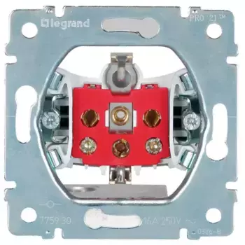 Розетка 2К+3 Legrand Galea Life 16A 250V с/з винтовой зажим 775930